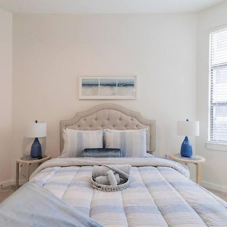 Charming Cozy Apartment With Wi-Fi & Free Parking Σάρλοτ Εξωτερικό φωτογραφία