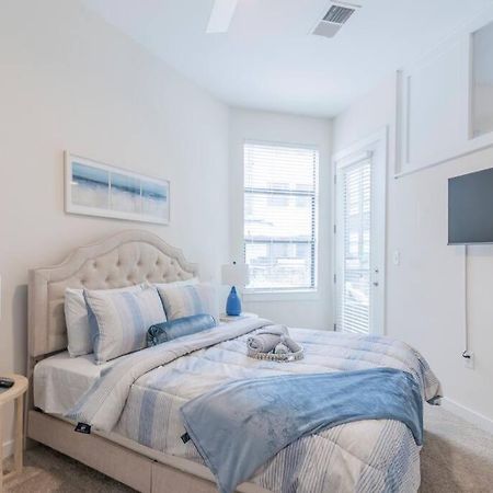 Charming Cozy Apartment With Wi-Fi & Free Parking Σάρλοτ Εξωτερικό φωτογραφία